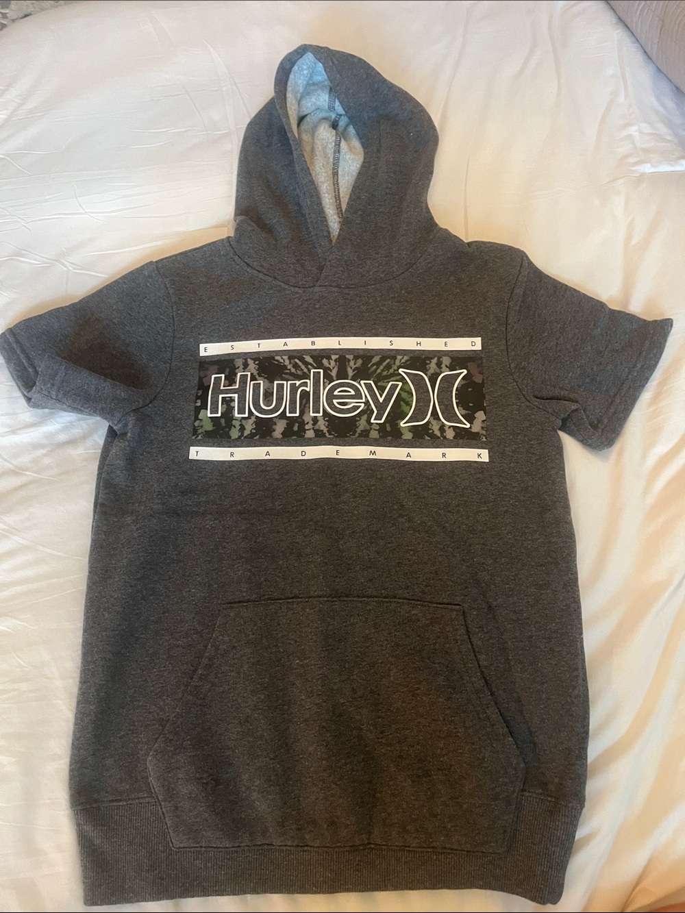 Hurley Gray Short-Sleeve Hooded Tee with Camo Logo